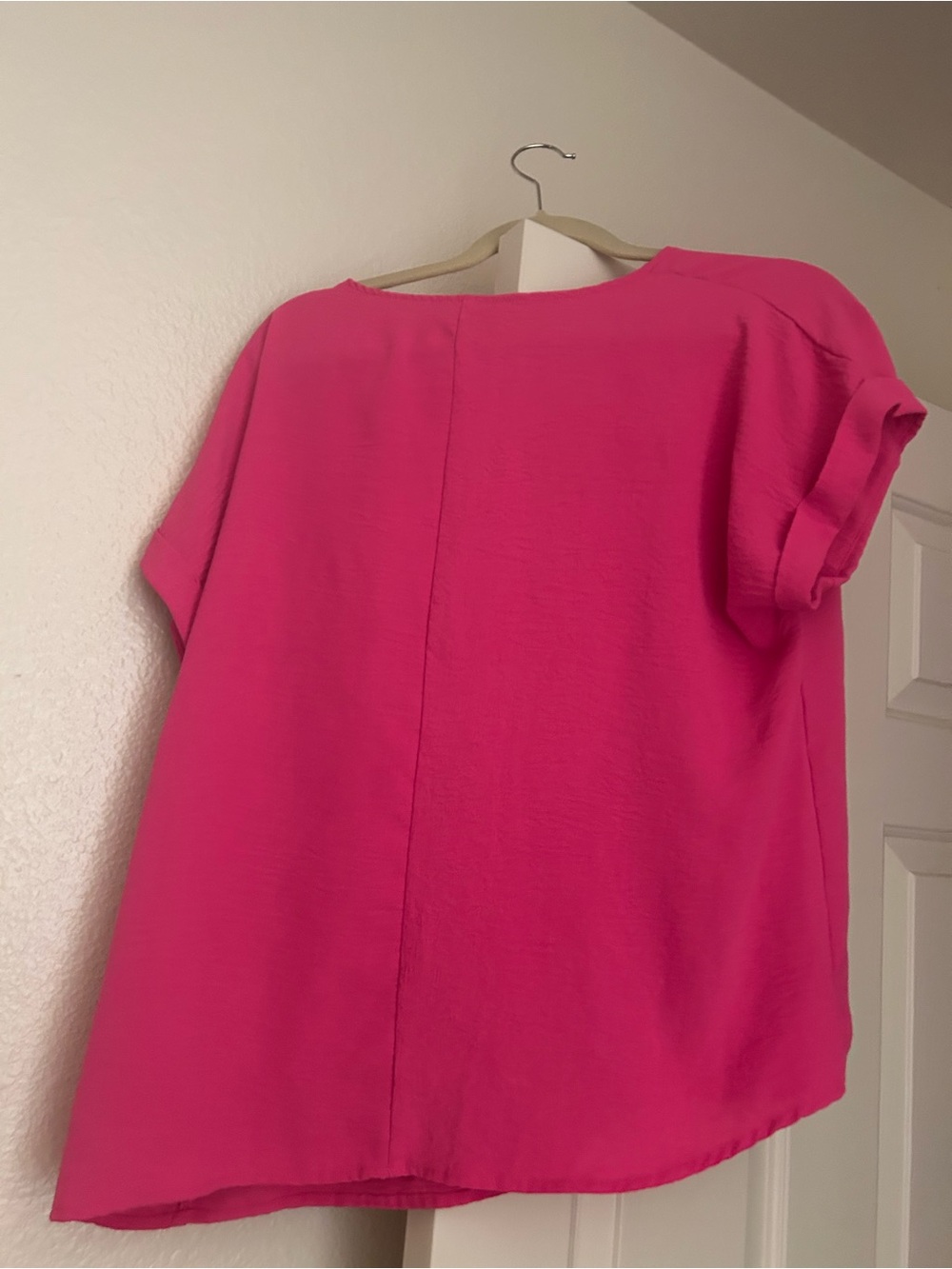 ANDREE BY UNIT Bright Pink Short Sleeve Top